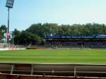 Millerntor-Stadion Hamburg-St.Pauli Fassungsvermgen: 23.201 Zuschauer (10.246 Sitzpltze, 12.955 Stehpltze) beim Spiel FC St. Pauli - SC Preussen Mnster 1-1 am 09.08.2003